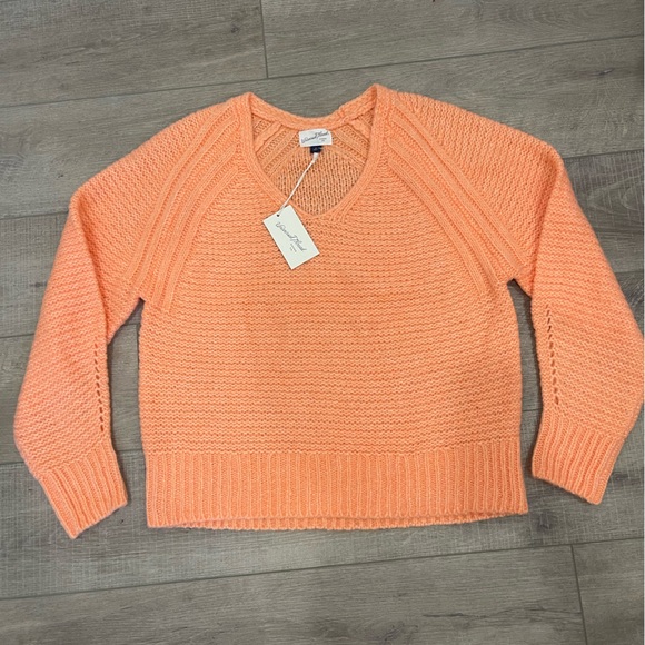 Universal Thread Sweater - Picture 2 of 7